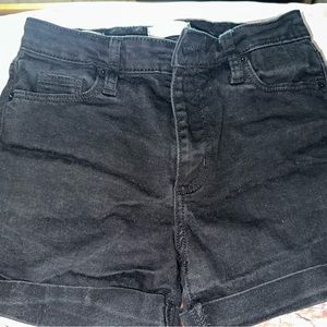 Universal Thread Women's High_Rise Distressed Jean Shorts